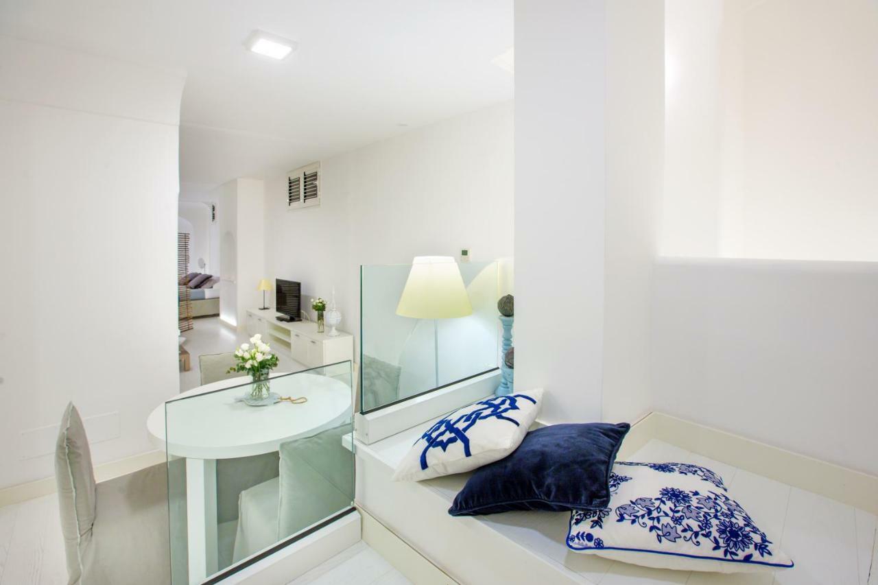 White Stylish Apartments Vico Equense Buitenkant foto